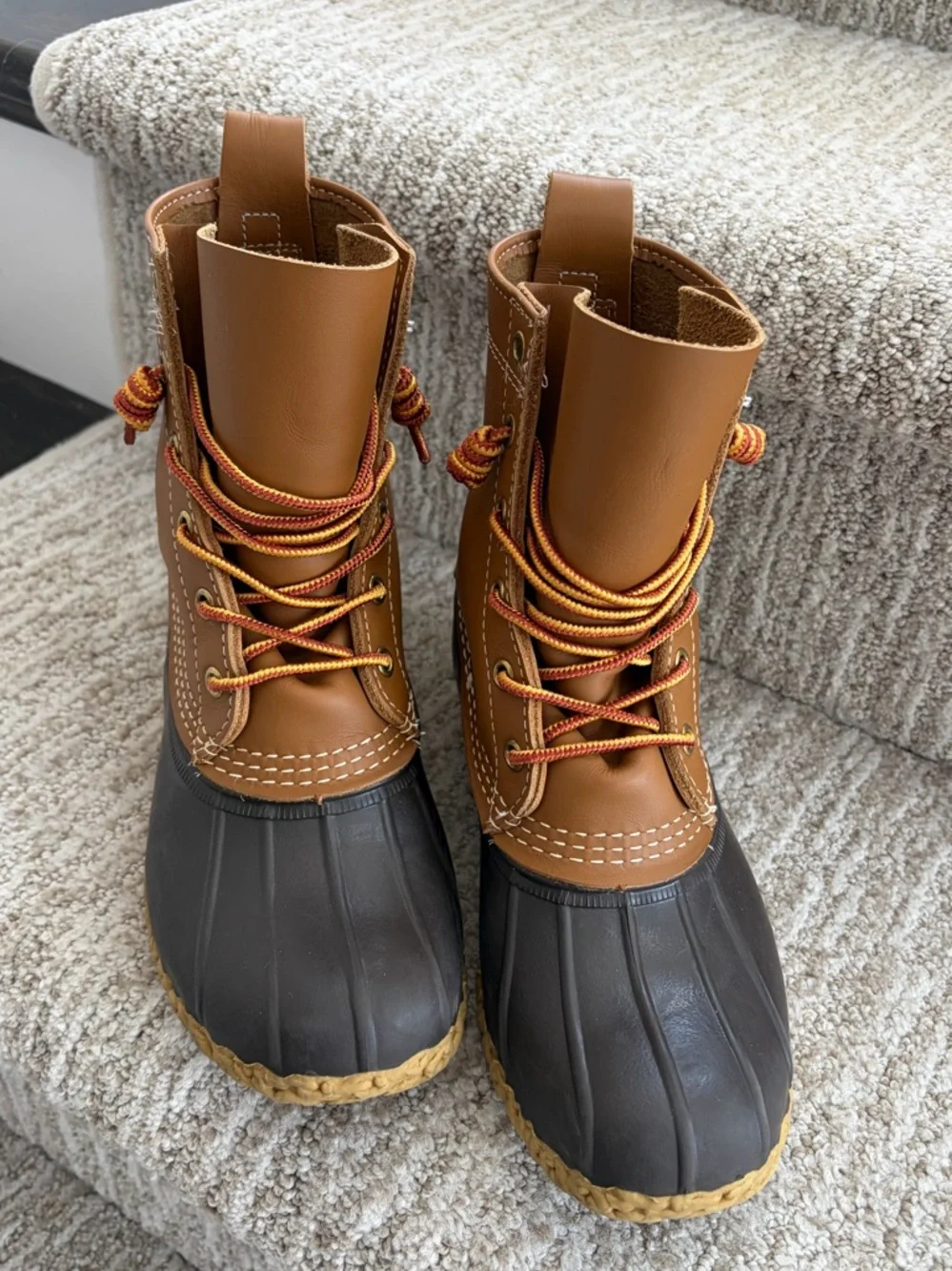 L. L. Bean Women's 8” Bean Boots. Size 6 Medium.